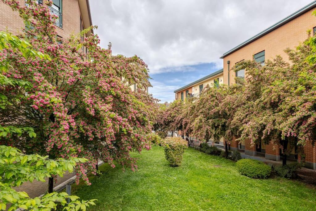 Urban House - Exclusive Park House Navigli Milan Center Leilighet Eksteriør bilde
